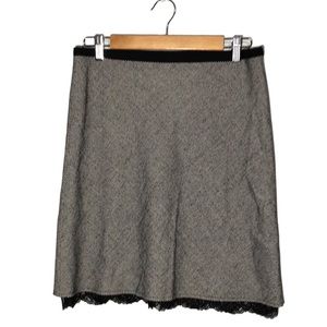 ZENOBIA | Black & White Houndstooth Wool Blend Skirt with Black Lace Trim size 2